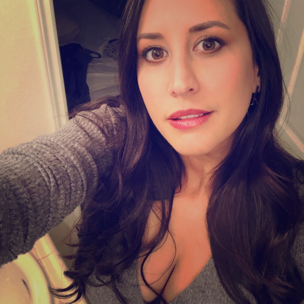 Meet your Posher, Cristina